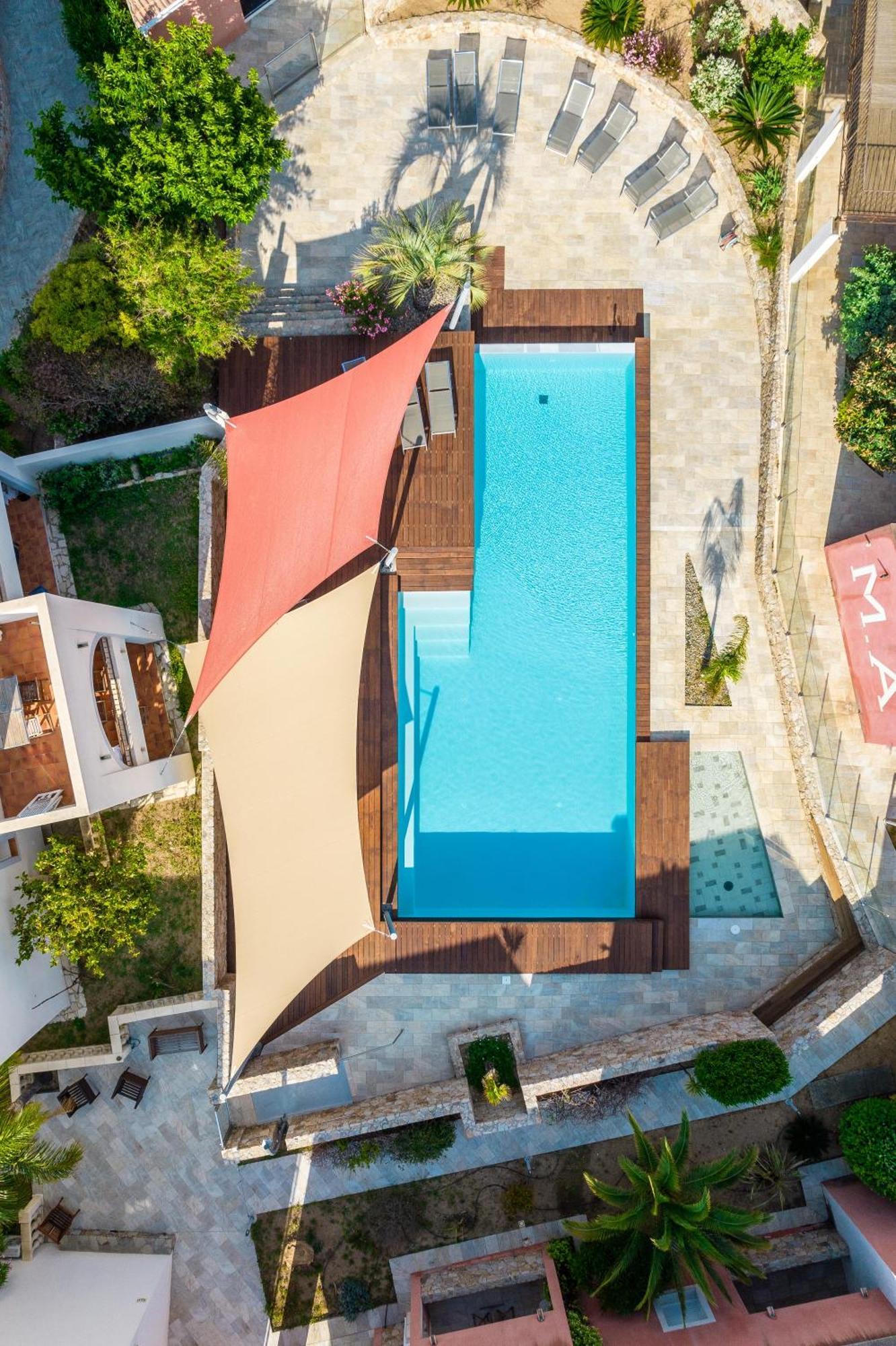 Les Alizes Residence & Spa LʼÎle-Rousse Exteriör bild